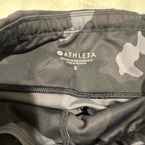 Athleta Black Camouflage Leggings size small - Picture 3 of 5